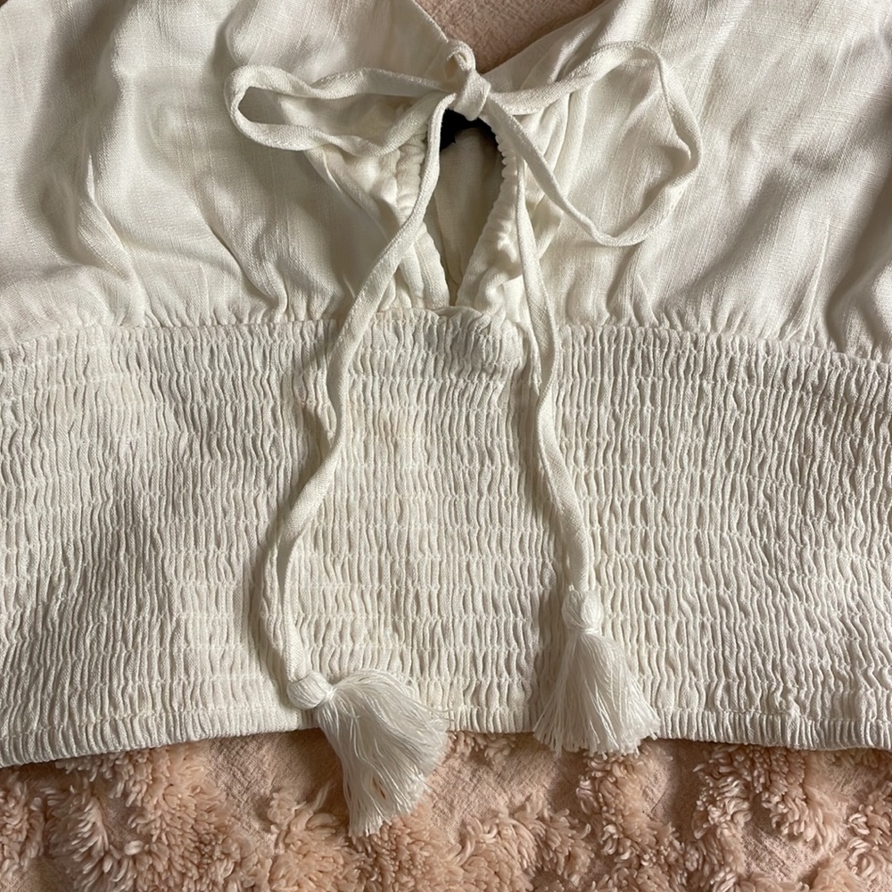 White Smocked & Lace Crop Top NWOT - Picture 3 of 7